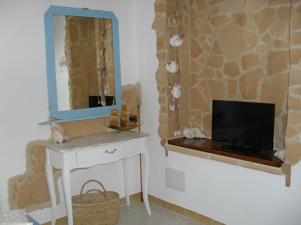 Villa Fattoria La Traccia Fertilia Zimmer foto